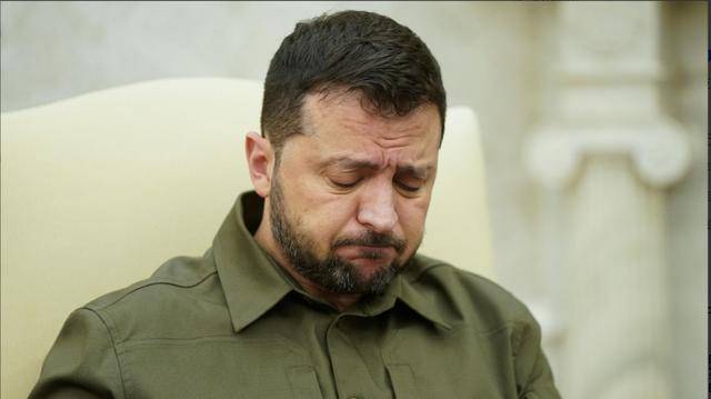 Crown Credit Latest Address_普京怒了！发起“斩首”行动Crown Credit Latest Address，乌军14个旅打响绝境反攻，苏34炸出死亡公路，反攻秒变送人头