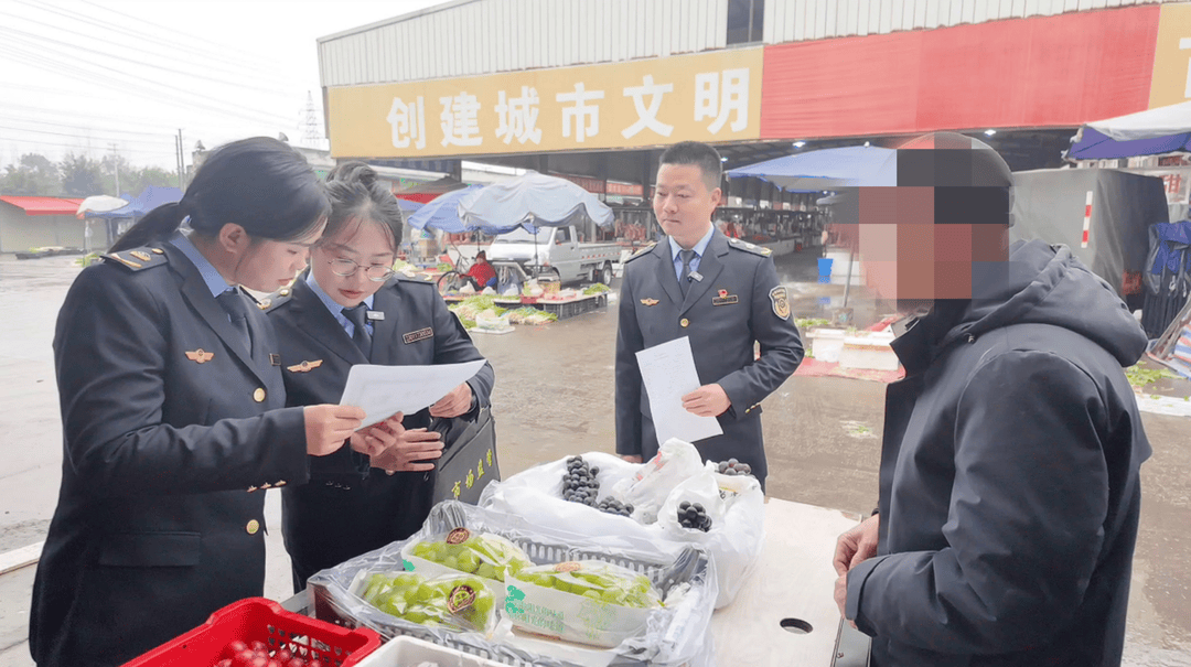 皇冠信用盘注册开户_卖芒果获利25元却可能被罚5万元 市场监管局为啥免除“天价罚单”皇冠信用盘注册开户？