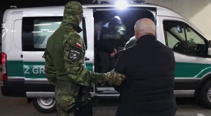 皇冠信用网注册开户_波兰总理称已开始驱逐犯下严重罪行的移民