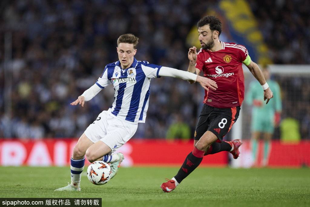 皇冠信用网出租足球_欧联-齐尔克泽破门B费送点 曼联客场1-1战平皇家社会