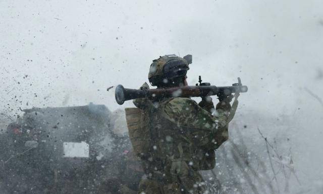 介绍个皇冠信用網网址_炸、炸、炸！俄禁卫军杀出莫斯科介绍个皇冠信用網网址，乌克兰战败，进入倒计时？