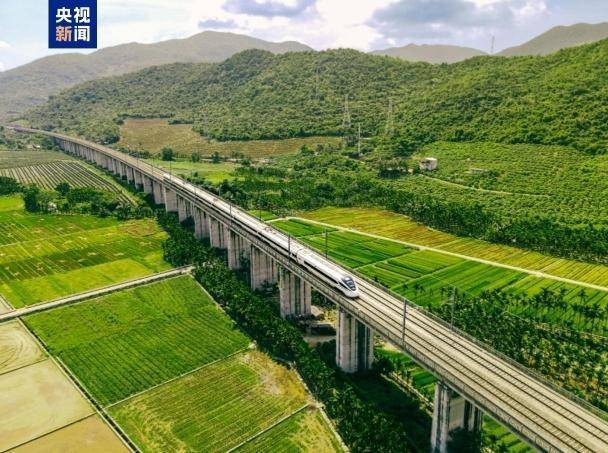 体育皇冠信用网站_今起海南环岛高铁实现公交化运行