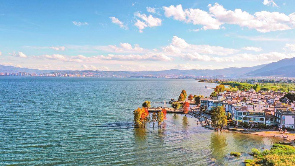 皇冠信用網代理平台_全国人大代表、云南省大理州州长陈真永：让“有风的地方”火热长红