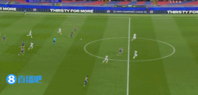 皇冠信用网平台代理_半场-巴萨3-1本菲卡总比分4-1领先 亚马尔传射拉菲尼亚双响