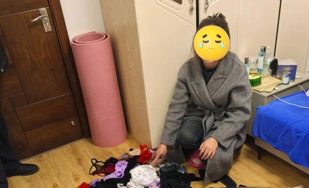 皇冠信用網注册开通_进行淫秽表演皇冠信用網注册开通，昆明一主播被当场抓获