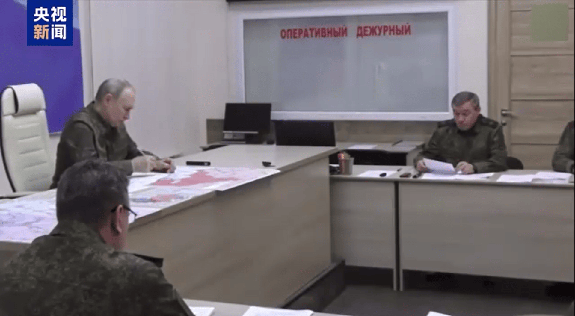 皇冠足球平台代理申请_鲁比奥披露会谈细节：讨论了领土让步！泽连斯基：乌军仍在库尔斯克州作战！俄军已攻入苏贾市中心皇冠足球平台代理申请，升起俄国旗