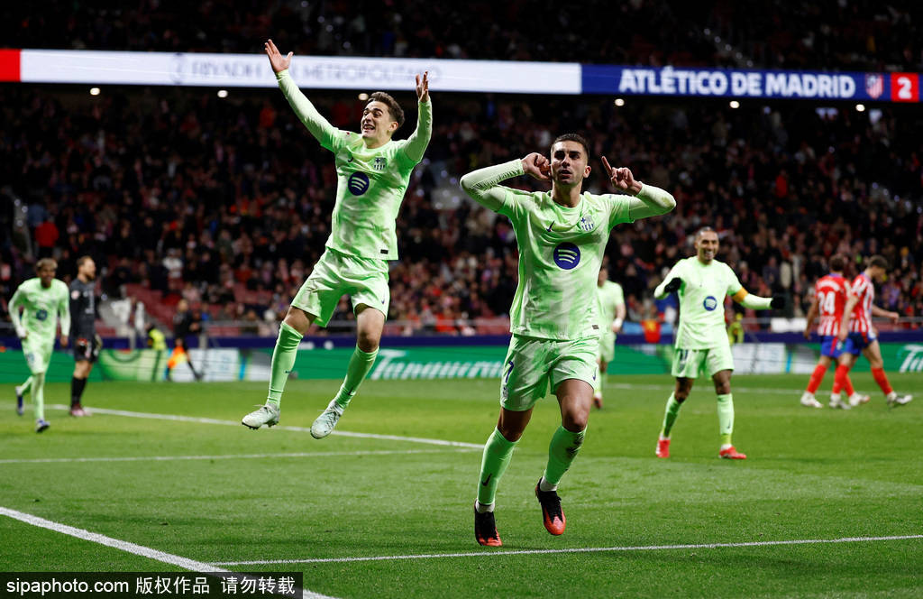 皇冠信用网开户_西甲-费兰双响亚马尔世界波 巴萨让二追四4-2逆转马竞