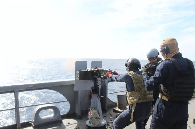 如何代理皇冠信用网_菲军自称3军舰在黄岩岛猛烈开火如何代理皇冠信用网，还没让中国看见？