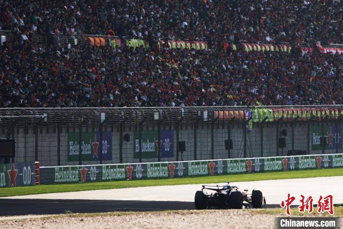 皇冠信用网登2代理_F1中国大奖赛：皮亚斯特里拿下生涯首个杆位