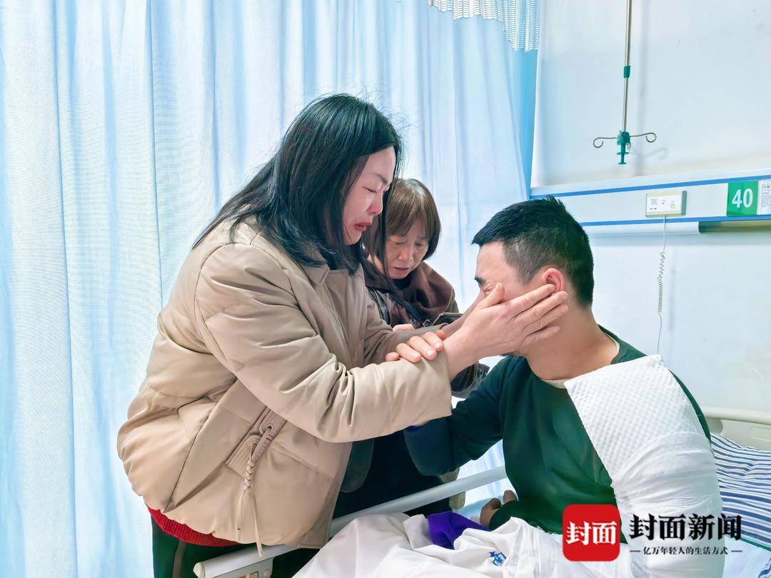 皇冠体育App下载_真实版“因祸得福” ！男子车祸住院不知自己是谁皇冠体育App下载，护士长抽丝剥茧找到失联18年家人
