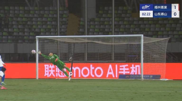 体育皇冠信用網_半场-杨超声精彩倒钩罗德里格传射 梅州客家暂3-1山东泰山