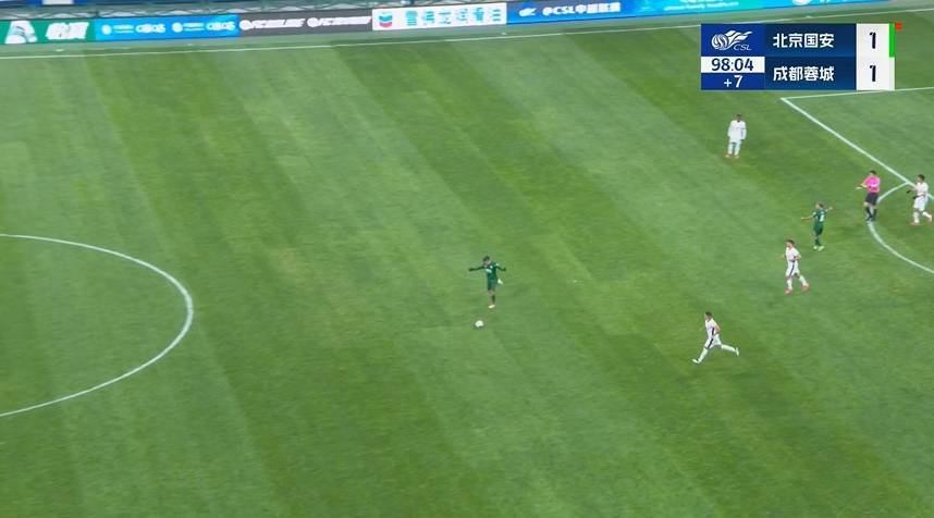 皇冠信用網代理平台_媒体人谈张玉宁单刀被吹：马宁最后晕菜了皇冠信用網代理平台，应吹任意球后再结束