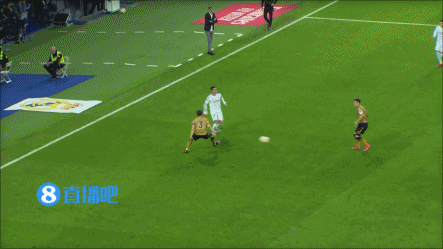 皇冠信用哪里申请_90分钟战报-皇马3-4皇社总分4-4 维尼修斯两助攻+失单刀