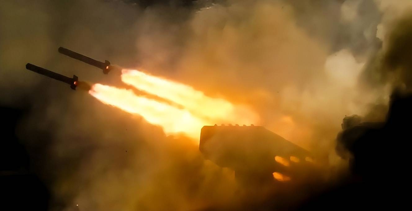 皇冠信用出租代理_乌克兰又被炸红了！被逼无奈的泽连斯基皇冠信用出租代理，向西方提出了一个要求