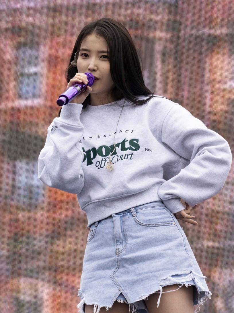 皇冠登1登2登3代理_詹姆斯成就履历斐然！瑕不掩瑜皇冠登1登2登3代理，历史地位仍需时间验证