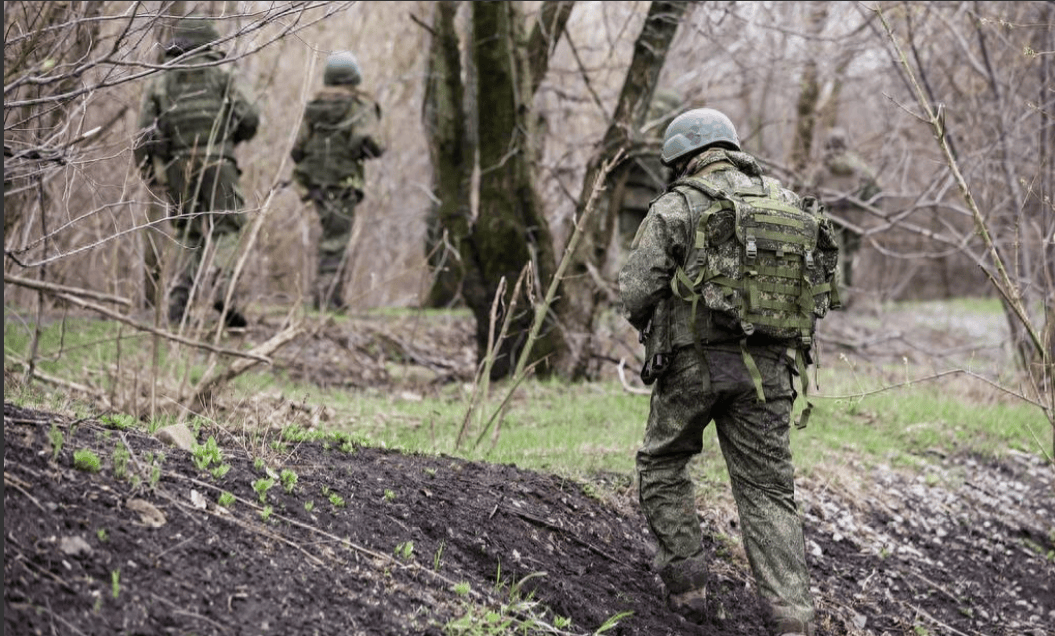 皇冠公司的代理怎么拿_6万俄军集结苏梅州皇冠公司的代理怎么拿，乌克兰“以攻代守”能否逆转？西方盟友观望引发新悬念