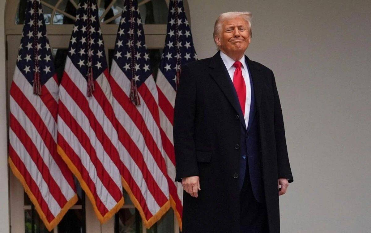 反恐精英_哄堂大笑！对等关税生效反恐精英，第一个倒下的国家竟是美国自己？