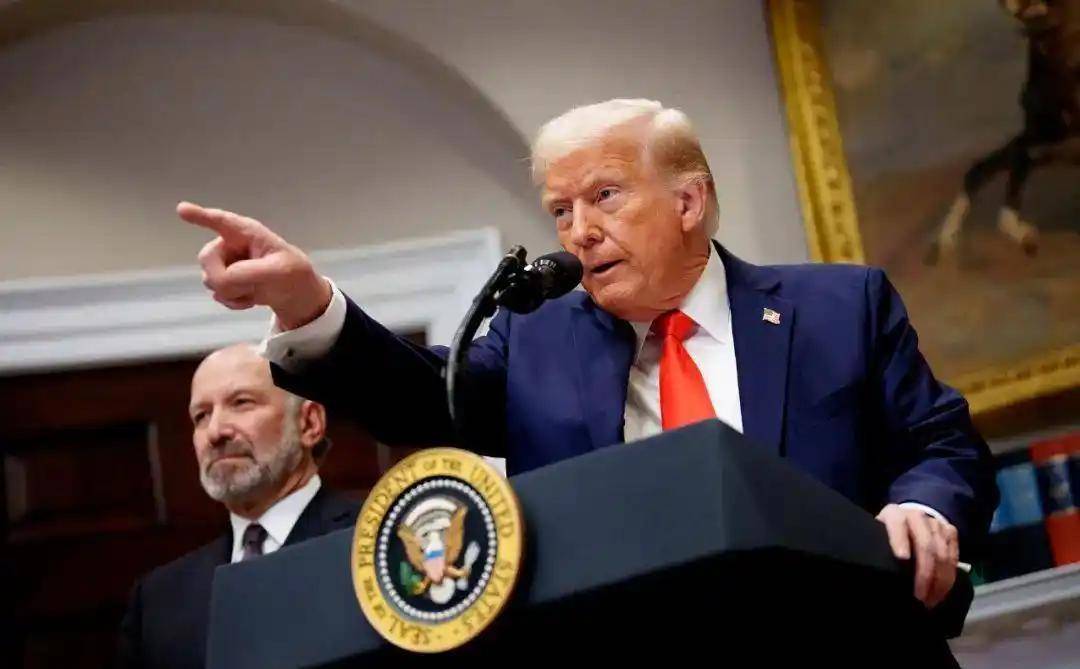 皇冠信用网代理注册_打不倒中方皇冠信用网代理注册，特朗普火速调转“枪口”，美宣布：对俄加征500%关税 ​