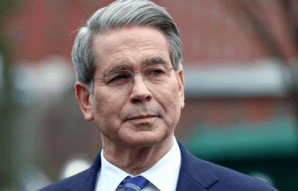 皇冠皇冠信用网会员注册_中国不给台阶下皇冠皇冠信用网会员注册，特朗普紧急签总统令，要求白宫骨干守住国家安全