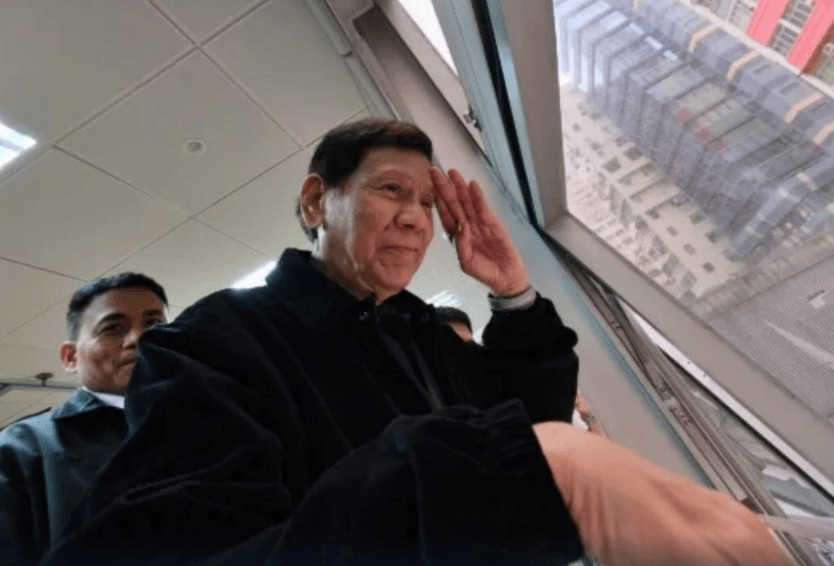 hga030.com手机登录_菲律宾政坛大地震hga030.com手机登录，马科斯拒绝接回杜特尔特，莎拉支持率飙升