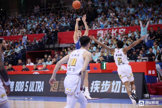 hga026如何注册_强硬拿下天王山之战！青岛男篮大比分2-1浙江广厦hga026如何注册，距四强仅一步之遥！