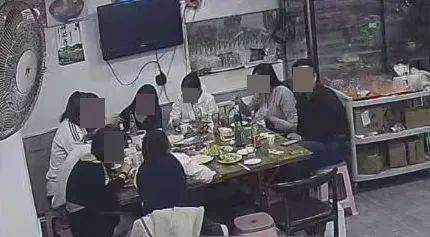 租用足球平台_事发大连！男子带10名女子烧烤店就餐租用足球平台，结果…太过分了！