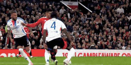 皇冠信用盘怎么开户_5-4欧战神剧情 114分钟2-4 7分钟3球 121分钟绝杀 7亿豪门挺进4强