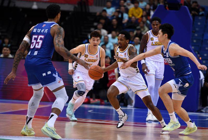 怎么弄皇冠信用盘_孙铭徽22+5+6杨瀚森14分 广厦客场险胜2-2青岛