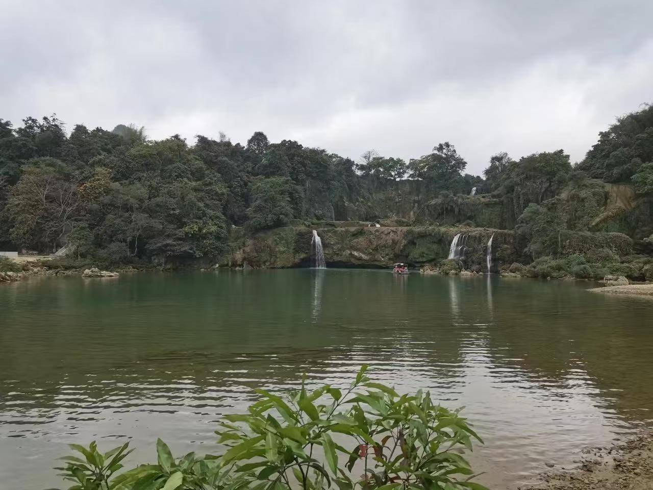 怎么开通皇冠信用盘盘口_广西德天跨国瀑布变“小水滴”怎么开通皇冠信用盘盘口，景区：枯水期，水量要到6月以后恢复