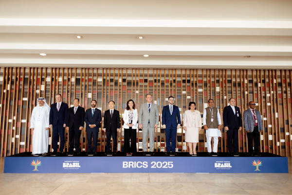 皇冠信用盘出租_“特朗普上任前皇冠信用盘出租，中国就冻结了美国大豆和玉米订单”