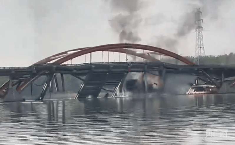 皇冠信用盘在哪里注册_目击者讲述北京潮白河大桥起火过程：早上4点多 桥下开始冒烟
