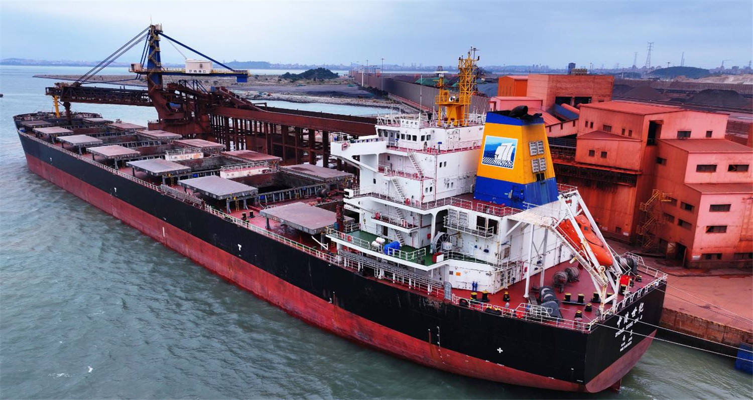 皇冠信用网会员开户_中方偏不上谈判桌皇冠信用网会员开户，特朗普被逼急，对华态度大变，一点办法都没有