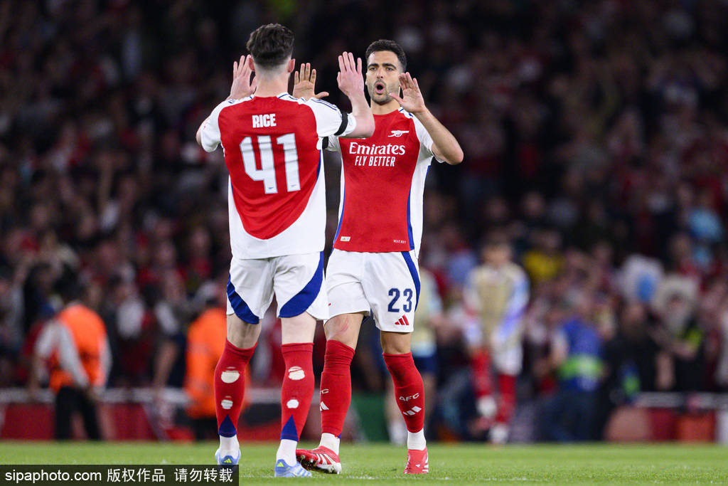 皇冠体育App下载_欧冠-登贝莱闪击+伤退梅里诺进球被吹 阿森纳主场0-1巴黎