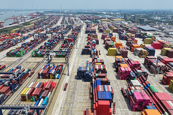 皇冠皇冠信用盘平台_港媒：特朗普的关税政策加强了中国的决心皇冠皇冠信用盘平台，中国正将危机转化为机遇