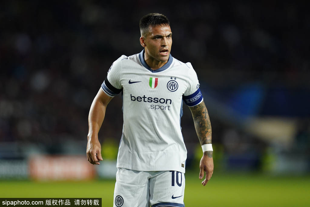 皇冠信用盘登123出租_欧冠-进球大战皇冠信用盘登123出租！邓弗里斯2射1传亚马尔破门 巴萨3-3国米