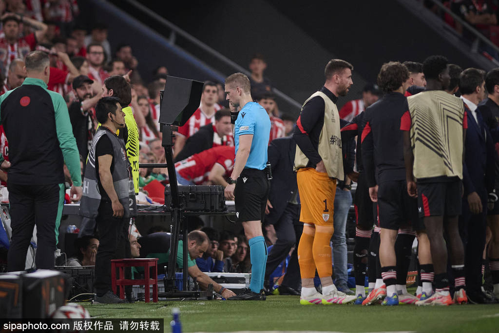 皇冠信用盘如何开户_欧联-B费双响卡塞米罗破门 曼联3-0十人毕巴占先机