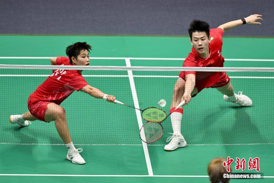 皇冠信用盘平台_2025苏迪曼杯：中国队3:0击败马来西亚队晋级四强