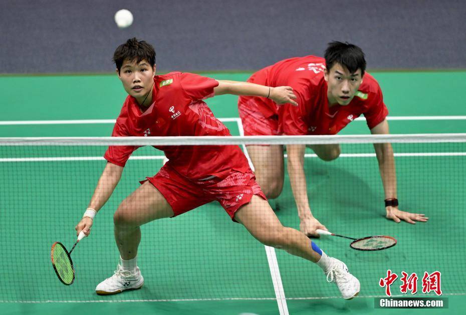 皇冠信用盘平台_2025苏迪曼杯：中国队3:0击败马来西亚队晋级四强