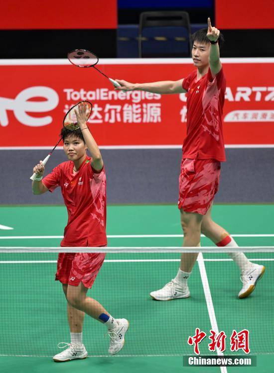 皇冠信用盘平台_2025苏迪曼杯：中国队3:0击败马来西亚队晋级四强