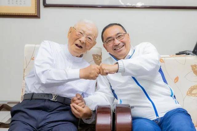 皇冠信用盘申请条件_心系祖国统一皇冠信用盘申请条件，107岁统派精神领袖许历农去世