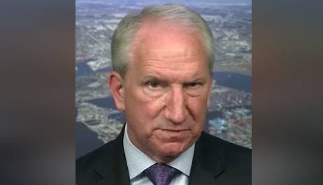 如何申请皇冠信用網_首批145％关税中国货船抵达洛杉矶港如何申请皇冠信用網，美业内人士警告：贵且缺货的日子将至