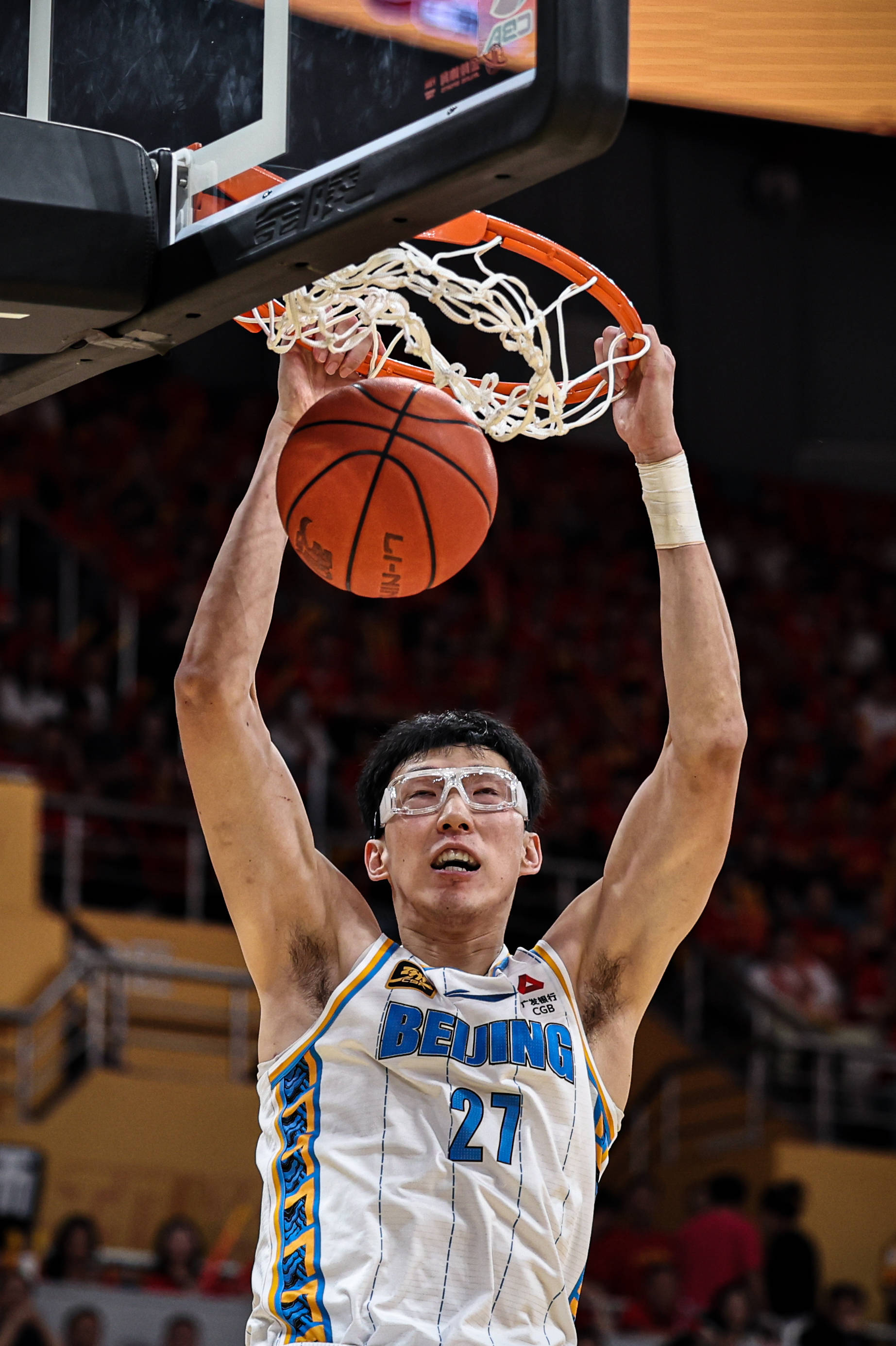 皇冠信用需要押金吗_总决赛-周琦13+14胡金秋26分 北京客场擒广厦总分1-0