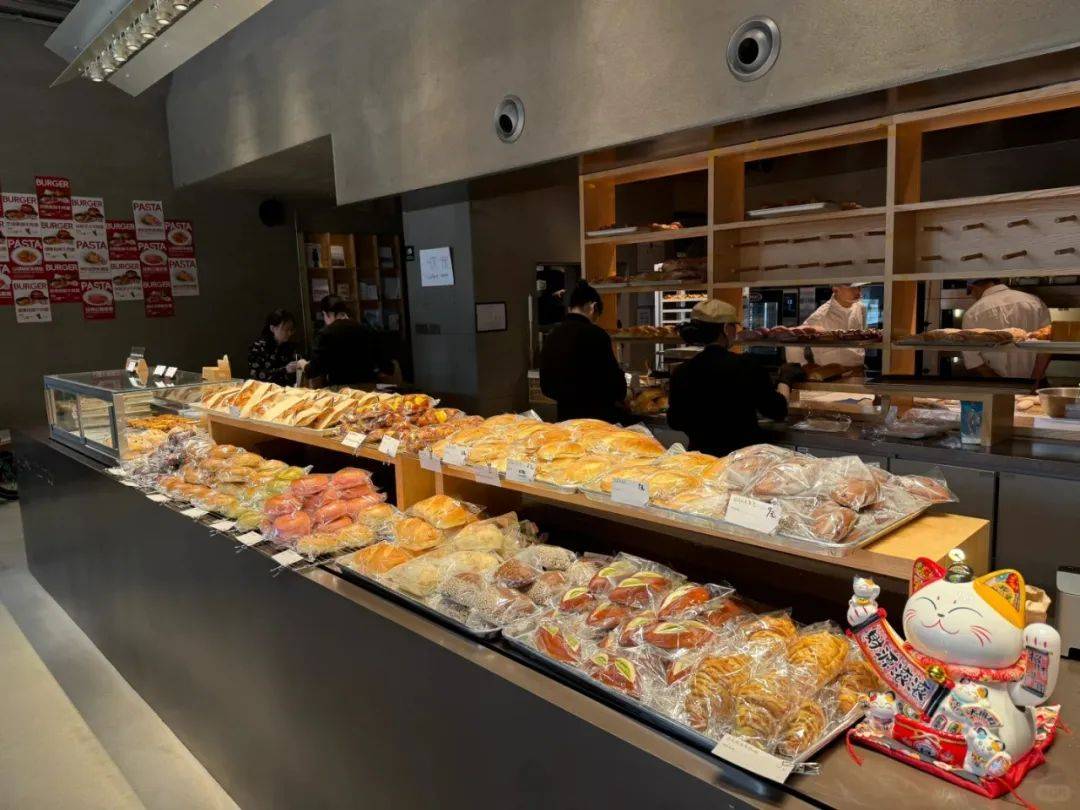 怎么开通皇冠信用網口_千平大店怎么开通皇冠信用網口，面包4元起！低价烘焙疯狂扩军