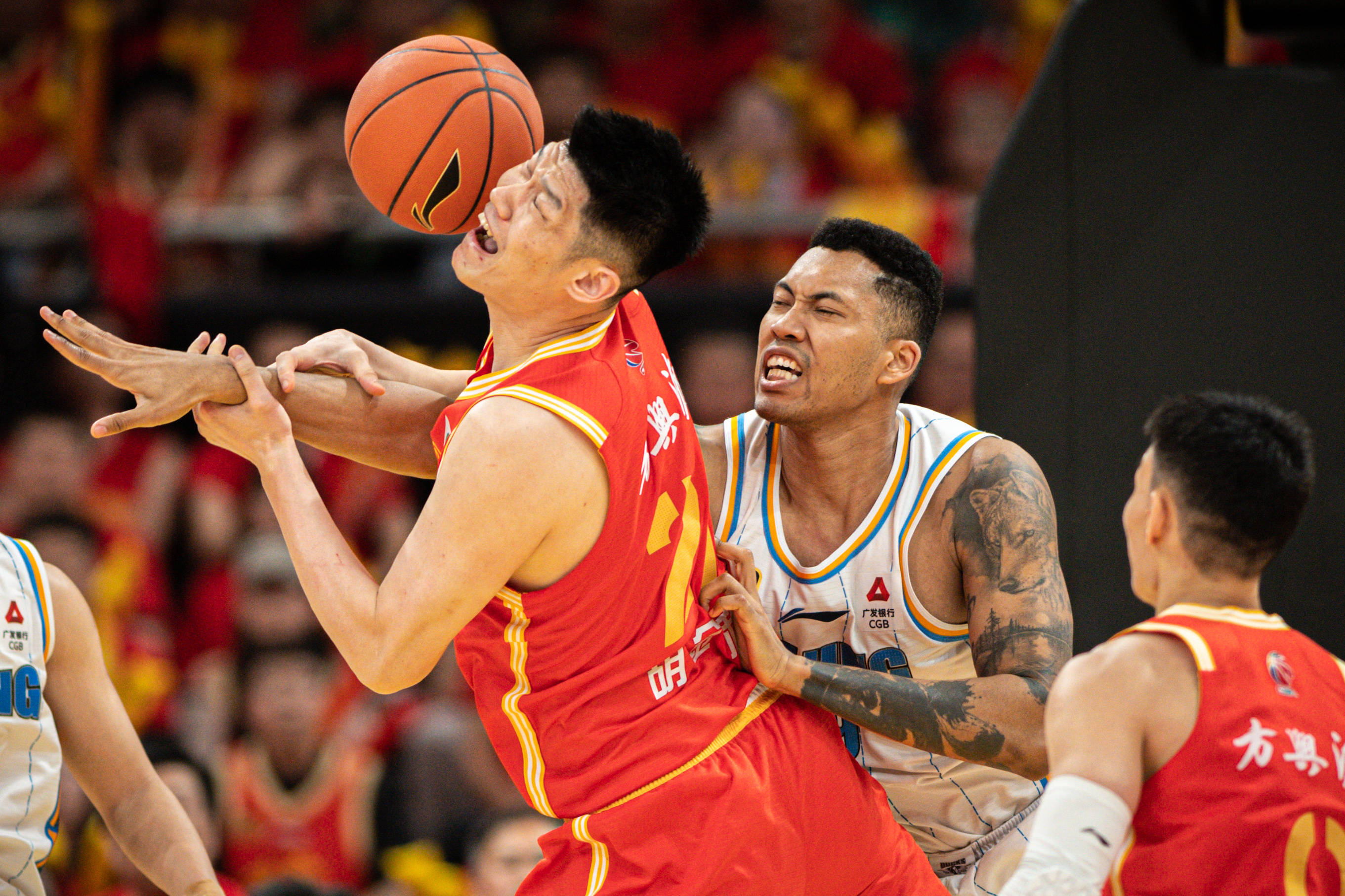 皇冠信用网如何注册_总决赛-孙铭徽28分周琦13+10 广厦胜北京总分1-1