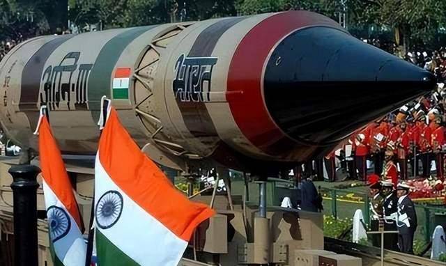 皇冠信用网_报复开始！巴铁导弹追瞄“阵风”皇冠信用网，印军全线后撤，紧急布防新德里