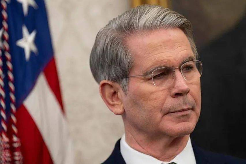 皇冠登3管理出租_中美谈判前夜皇冠登3管理出租，特朗普给出最大诚意，把中方“死对头”踢出局