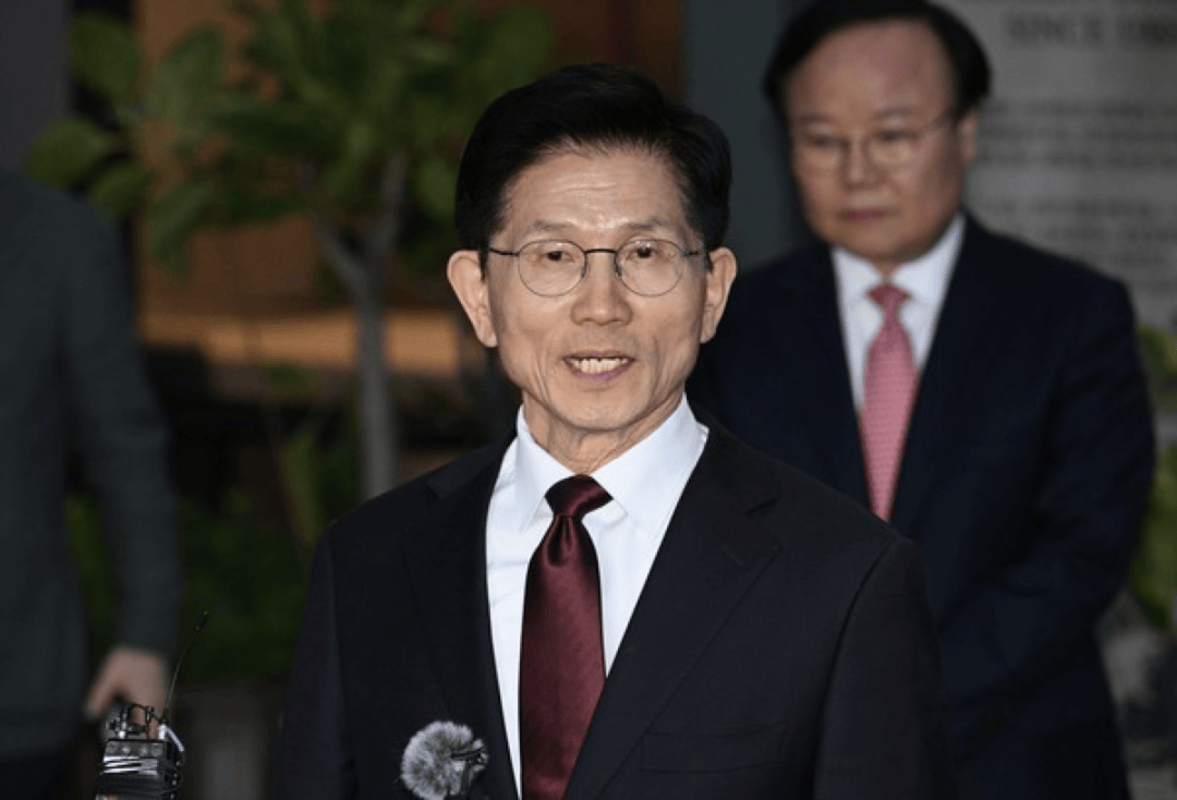 如何代理皇冠信用网_一波三折如何代理皇冠信用网！金文洙拿回韩国总统候选人资格