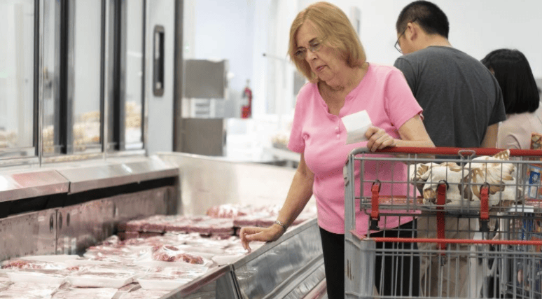 介绍个信用网网址_中国拒不让步介绍个信用网网址，特朗普用上了盘外招，24小时内，中国1招破局