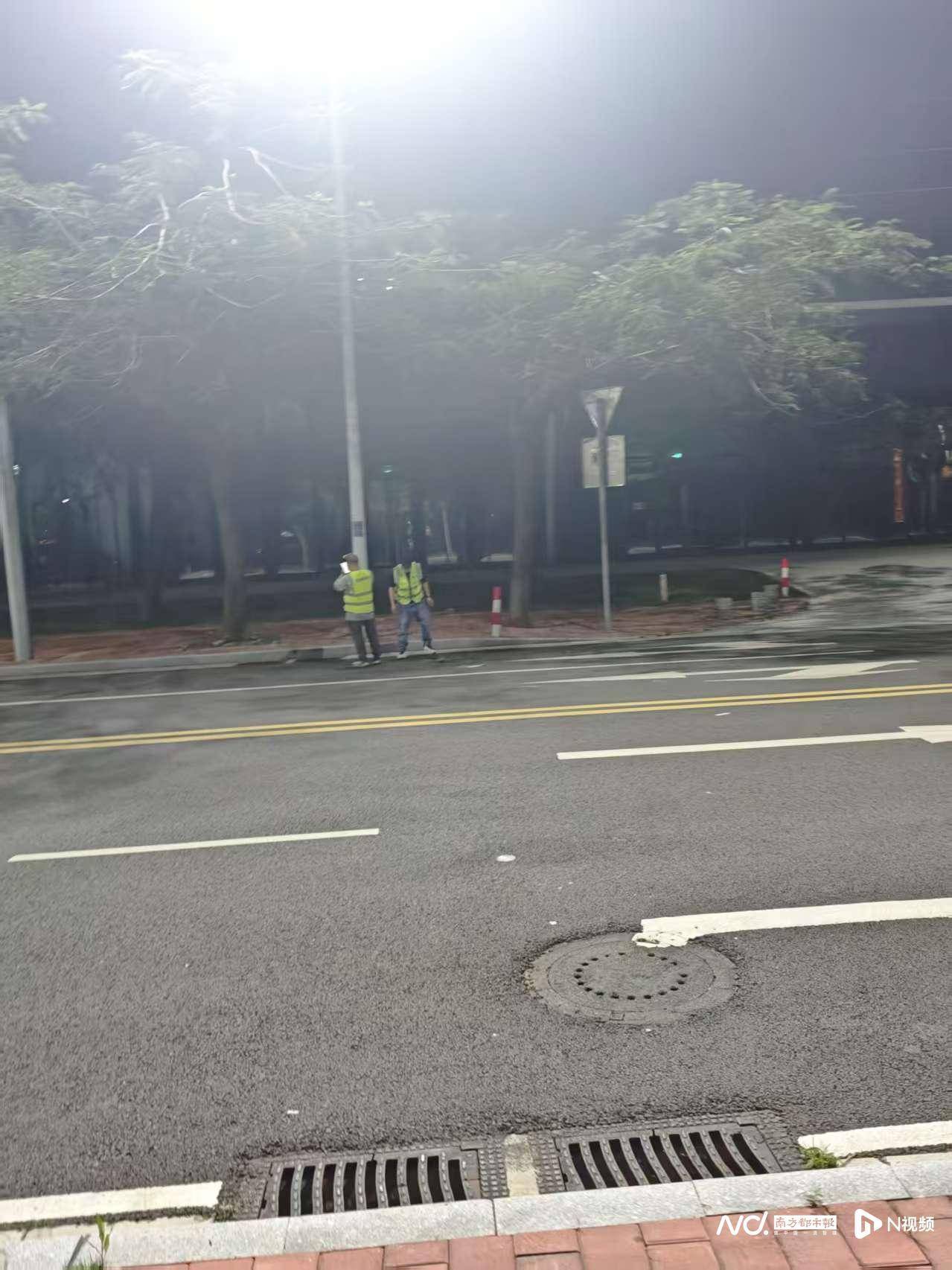 皇冠足球管理平台出租_昨夜皇冠足球管理平台出租，中山一公司突发大火， 事发时火光冲天