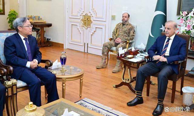 皇冠信用網怎么租_巴军击落6架战机！俄力挺印度反恐到底皇冠信用網怎么租，这次美俄站在中国对立面